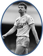 CLIVE ALLEN - STRIKER